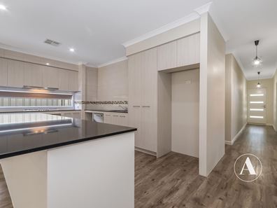 6 Luciana Way, Hilbert WA 6112