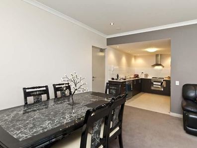 41/88 Lakeside Drive, Joondalup WA 6027