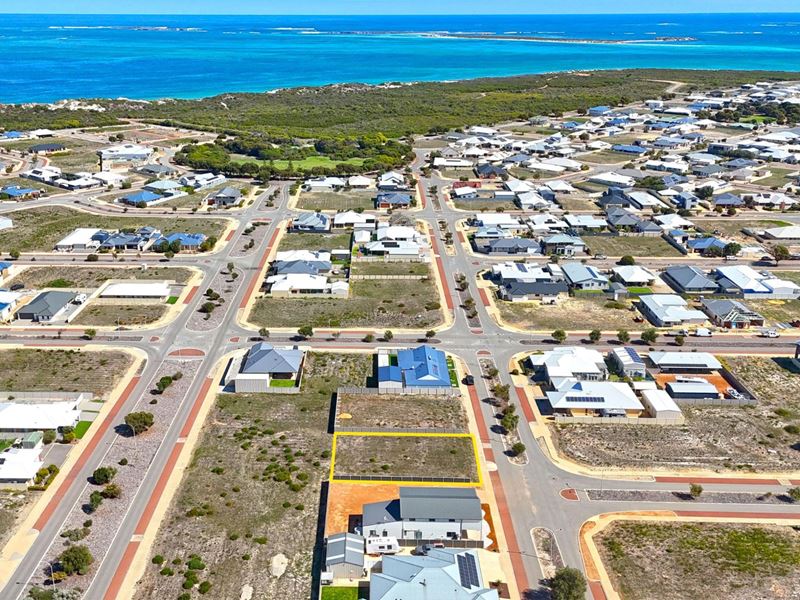 Lot 733, 24 Hamelin Avenue, Jurien Bay WA 6516