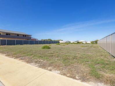 Lot 733, 24 Hamelin Avenue, Jurien Bay WA 6516