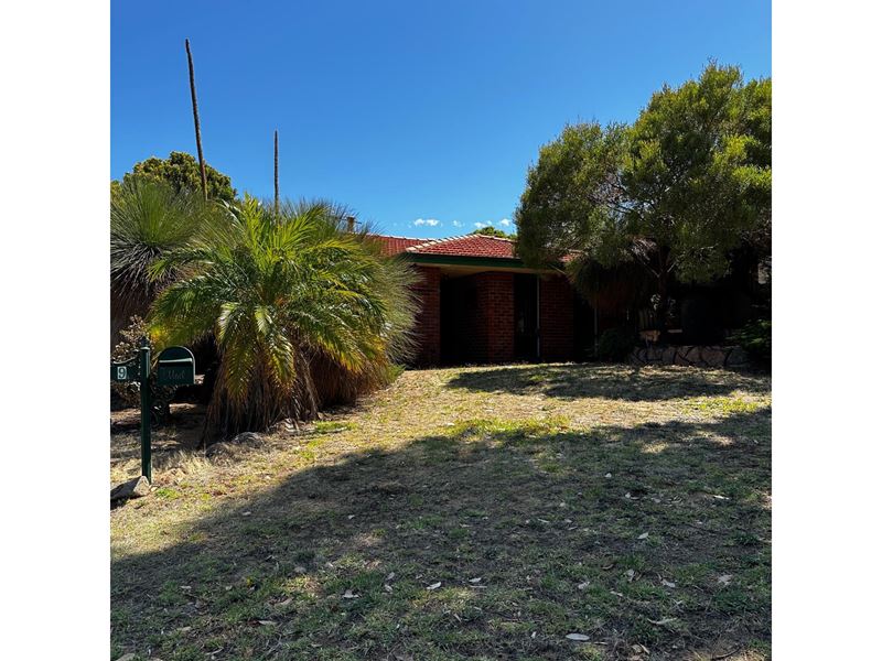 9 Orwell Court, Lake Coogee WA 6166