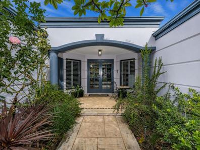 3 Miami Beach Promenade, Iluka WA 6028