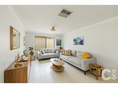 132 Sapphire Chase, Wellard WA 6170