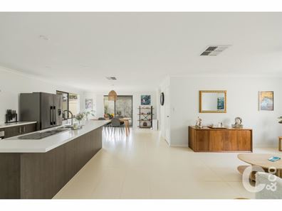 132 Sapphire Chase, Wellard WA 6170
