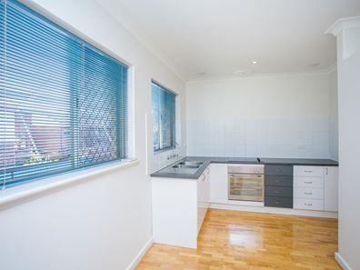 4/61 Stirling Highway, Nedlands WA 6009