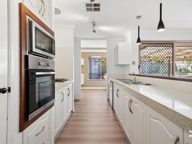 11 Emile Court, North Lake WA 6163
