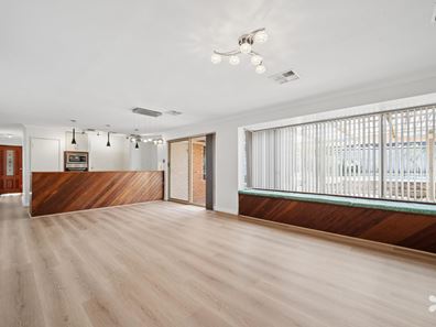 11 Emile Court, North Lake WA 6163