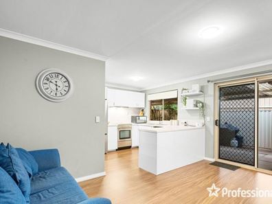 8 Moondyne Court, Seville Grove WA 6112