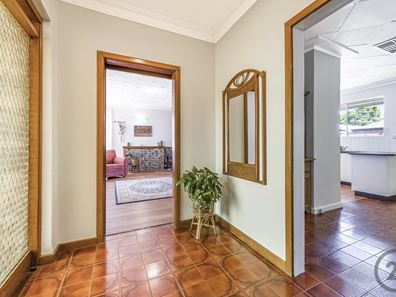 2 Cowen Street, Pinjarra WA 6208