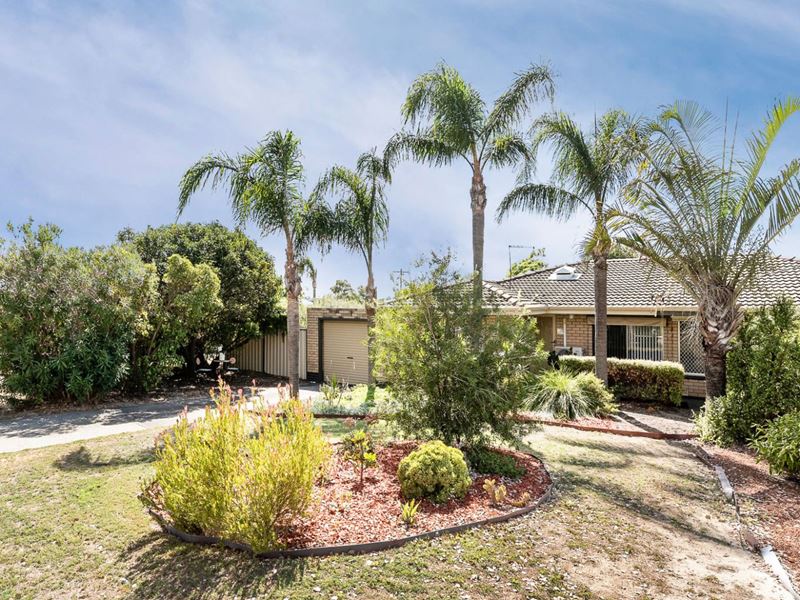 2 Moorhouse Street, Willagee WA 6156