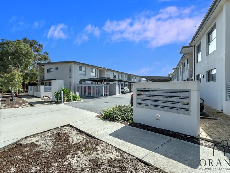 17/2 Coojong Link, Success WA 6164