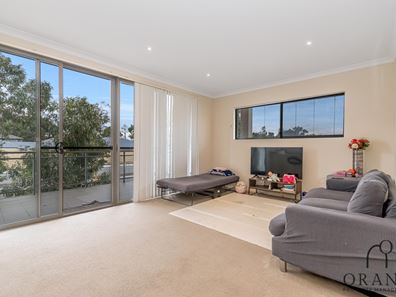 17/2 Coojong Link, Success WA 6164