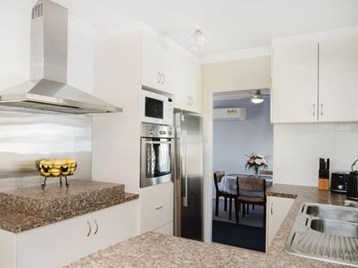 9 Darwinia Place, Pinjarra WA 6208