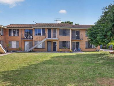 4/171-173 Safety Bay Road, Shoalwater WA 6169