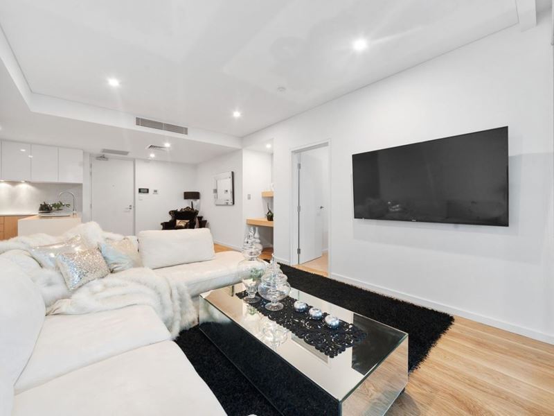 36/2 Milyarm Rise, Swanbourne WA 6010