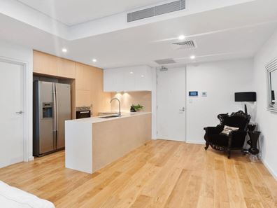 36/2 Milyarm Rise, Swanbourne WA 6010