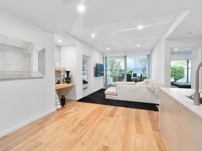 36/2 Milyarm Rise, Swanbourne WA 6010