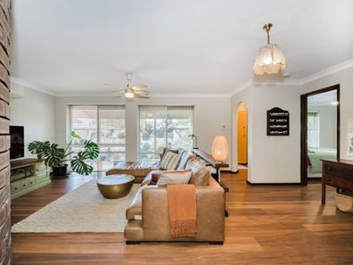 13 Kingston Way, Safety Bay WA 6169