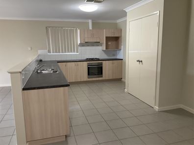 Waikiki WA 6169
