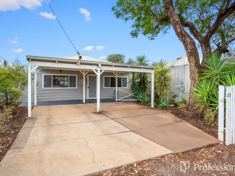 37 Davis Street, Boulder WA 6432