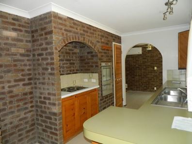 22 Bougainvillea Avenue, Forrestfield WA 6058