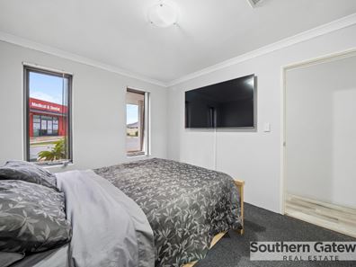 37 Lazuli Rise, Wellard WA 6170