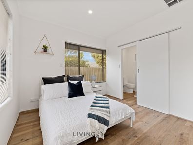 Room/6  126B Roberts Road, Rivervale WA 6103
