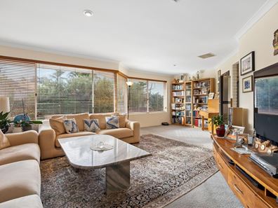56 Saw Road, Kardinya WA 6163