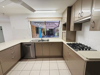 11 Menzies Place, Nickol WA 6714