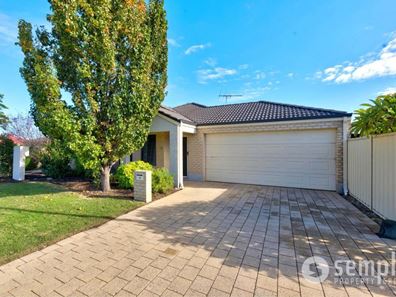 9A Friar Road, Armadale WA 6112