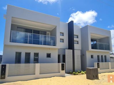 4/16 Hancock Street, Mandurah WA 6210