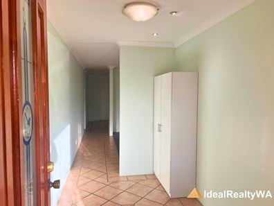 34 Firefalls Close, Huntingdale WA 6110