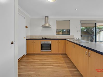 15 Shropshire Crescent, Butler WA 6036