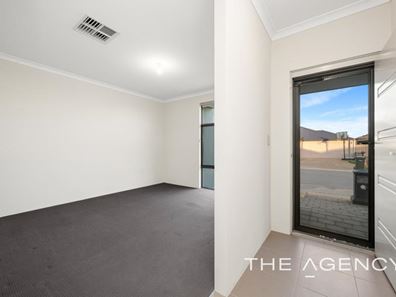 62 Villatella Gardens, Piara Waters WA 6112