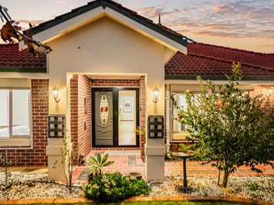 9 Satine Turn, Aveley WA 6069
