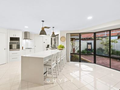 56 Fallbrook Avenue, Woodvale WA 6026