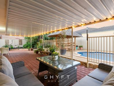 56 Fallbrook Avenue, Woodvale WA 6026