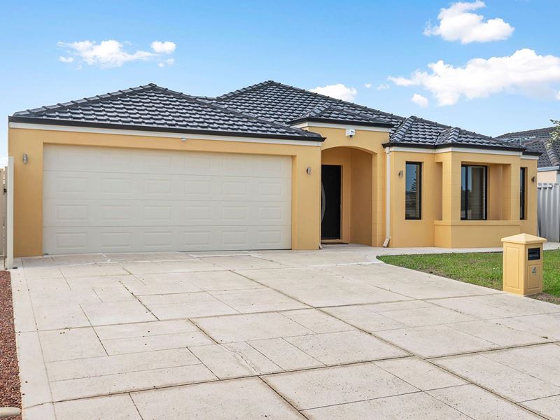 4 Maverick Promenade, Shoalwater WA 6169