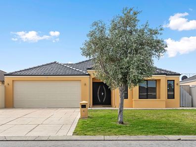 4 Maverick Promenade, Shoalwater WA 6169