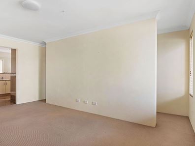 4 Maverick Promenade, Shoalwater WA 6169