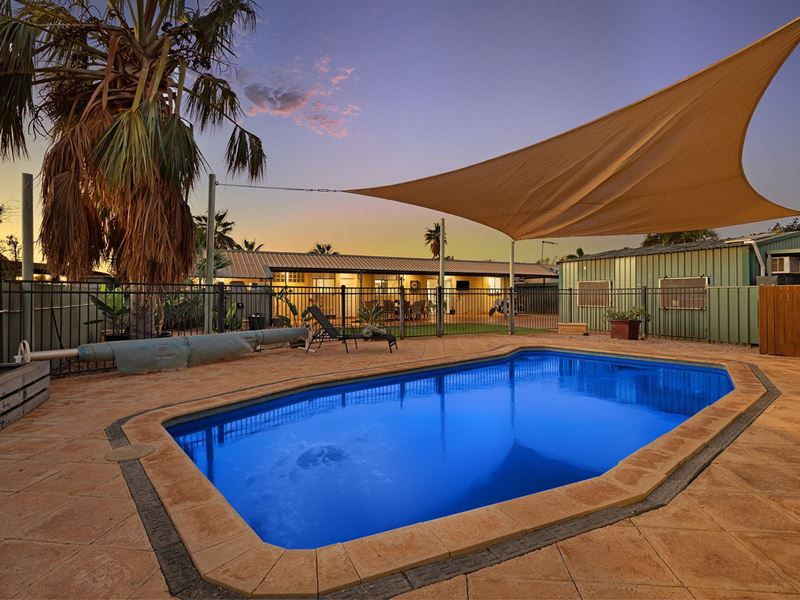 10 Lockyer Crescent, Dampier
