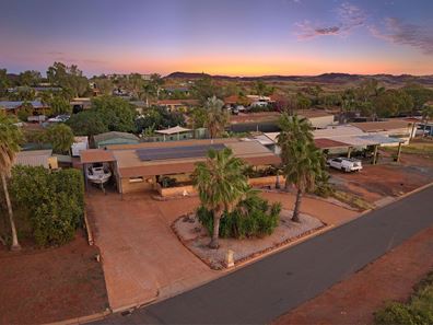 10 Lockyer Crescent, Dampier WA 6713