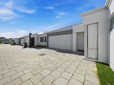 21C Corona Crescent, Cannington WA 6107