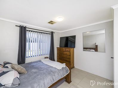11 Vlasich Road, Byford WA 6122