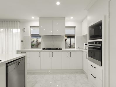 11 Kesiya Turn, Aubin Grove WA 6164
