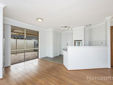30 Round Hill Drive, Port Kennedy WA 6172