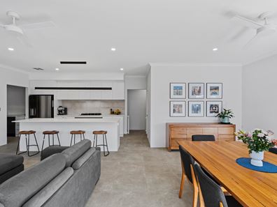 39 Minderoo Crescent, Golden Bay WA 6174