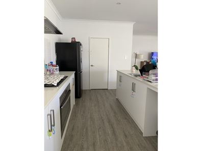 17 Spindrift Vista, Glenfield WA 6532