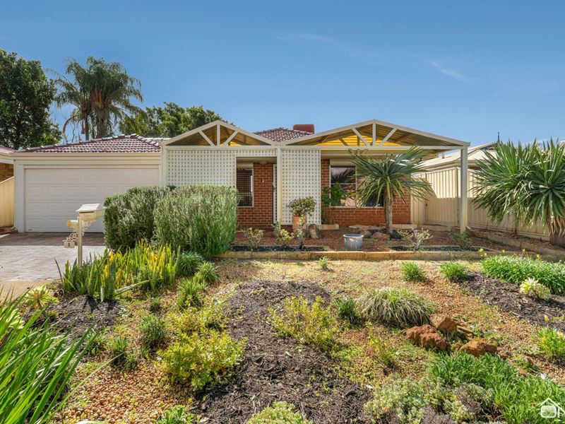 2 Blakemore Retreat, Huntingdale