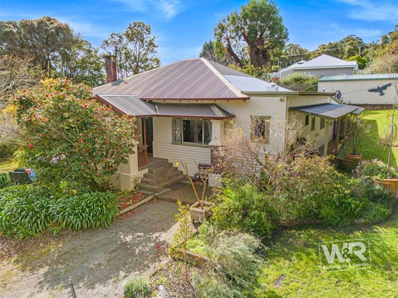 25 Bluff Street, Mira Mar